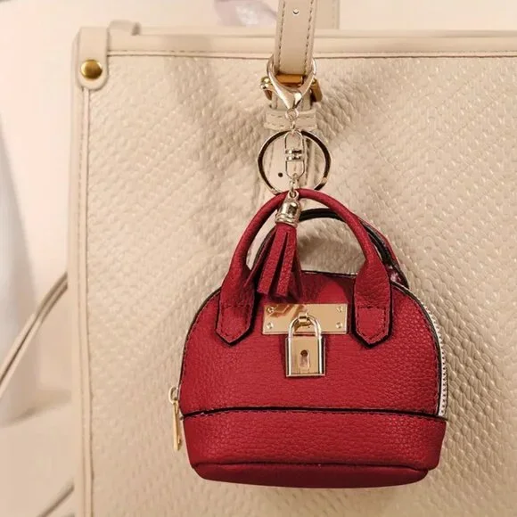 Cute Mini Faux Leather Coin Purse Bag Keychain for money/lipstick/earpods - Picture 3 of 9